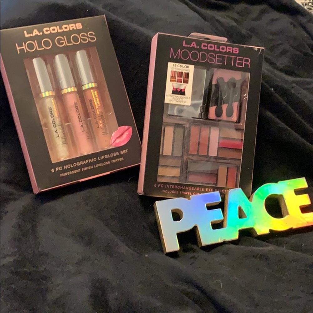 NWOT~ L.A COLORS EYESHADOW AND LIP GLOSS